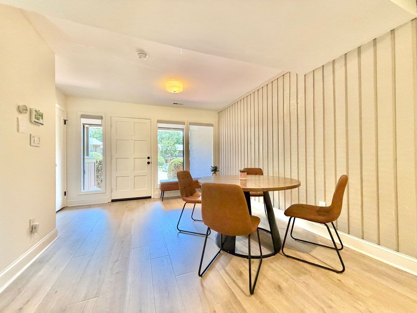 Chapel Hill Apartment: 907 Oak Tree Dr.