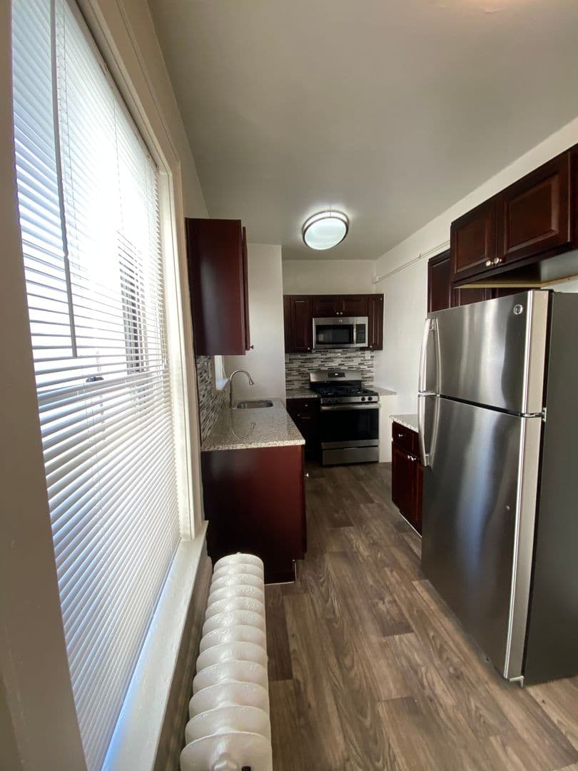 Nutley Apartment: 304 Hillside Ave