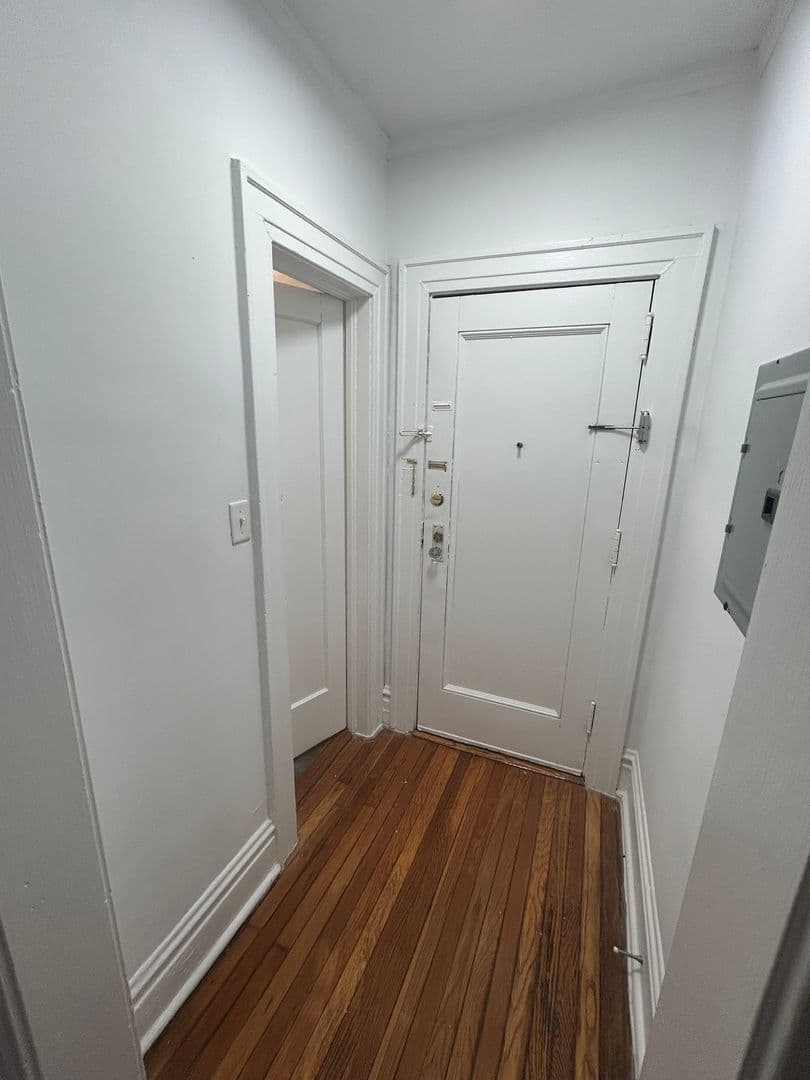 Nutley Apartment: 304 Hillside Ave
