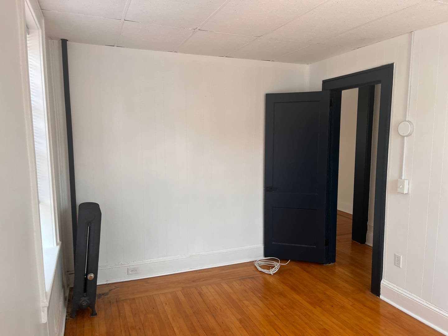 Leonia Apartment: 300 Elm Pl