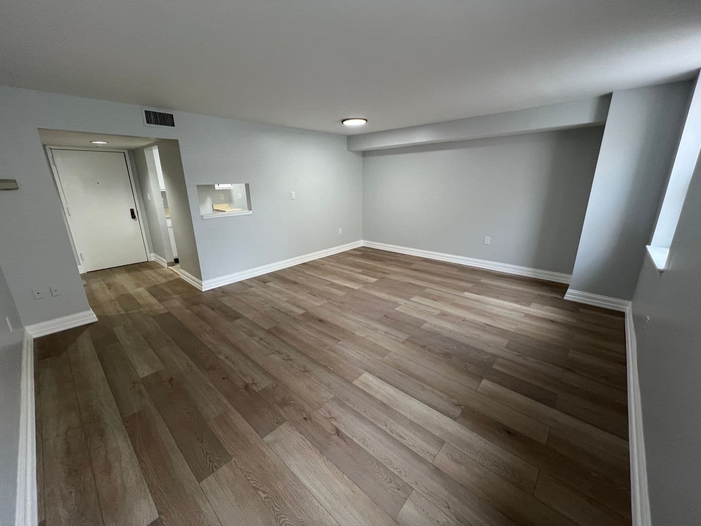 Easton Apartment: 109 N 3rd St