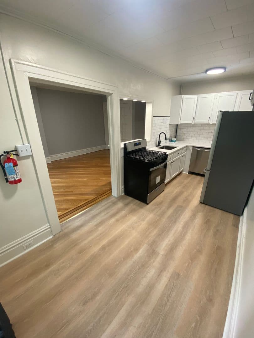 Nutley Apartment: 304 Hillside Ave
