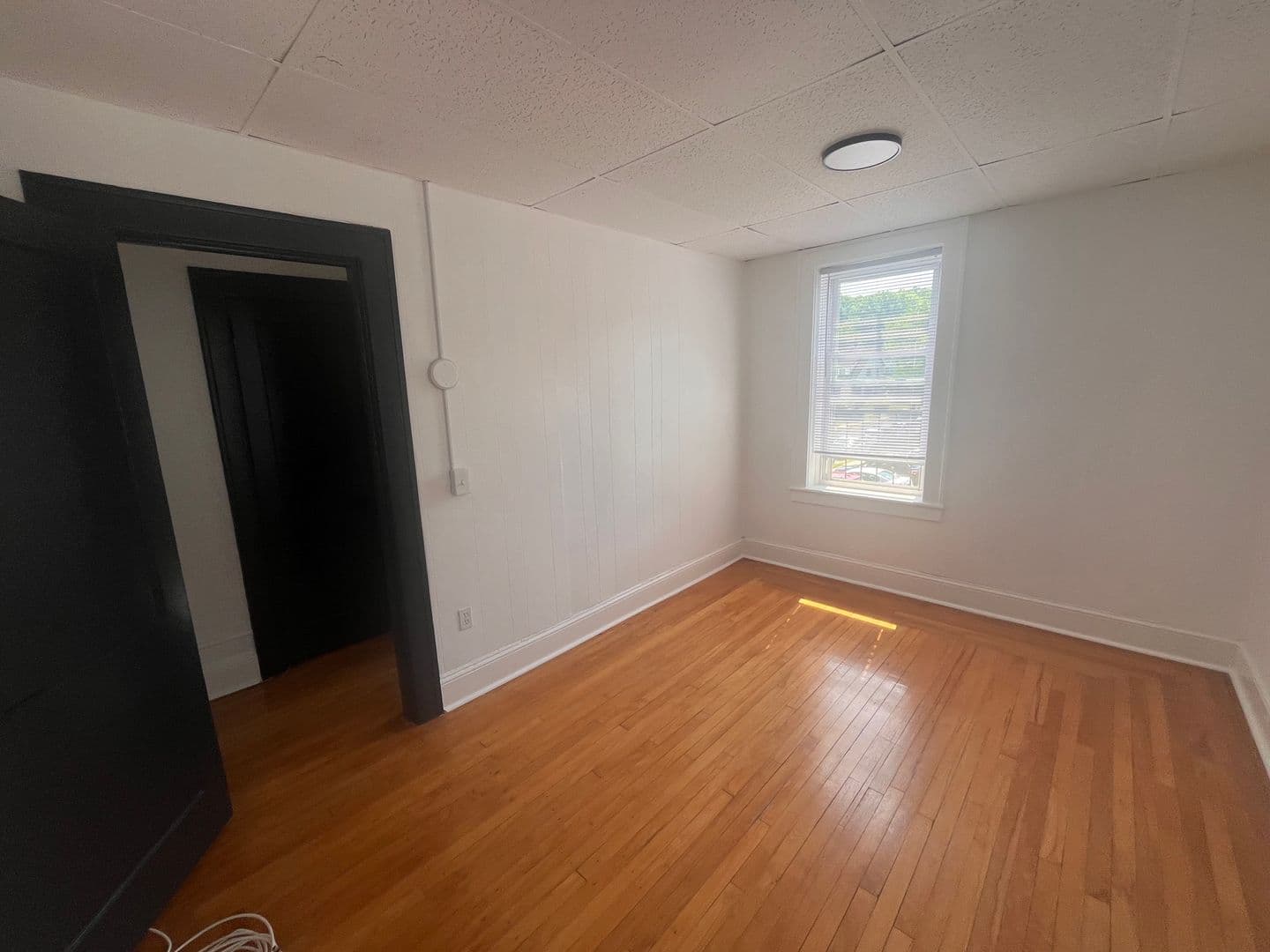 Leonia Apartment: 300 Elm Pl