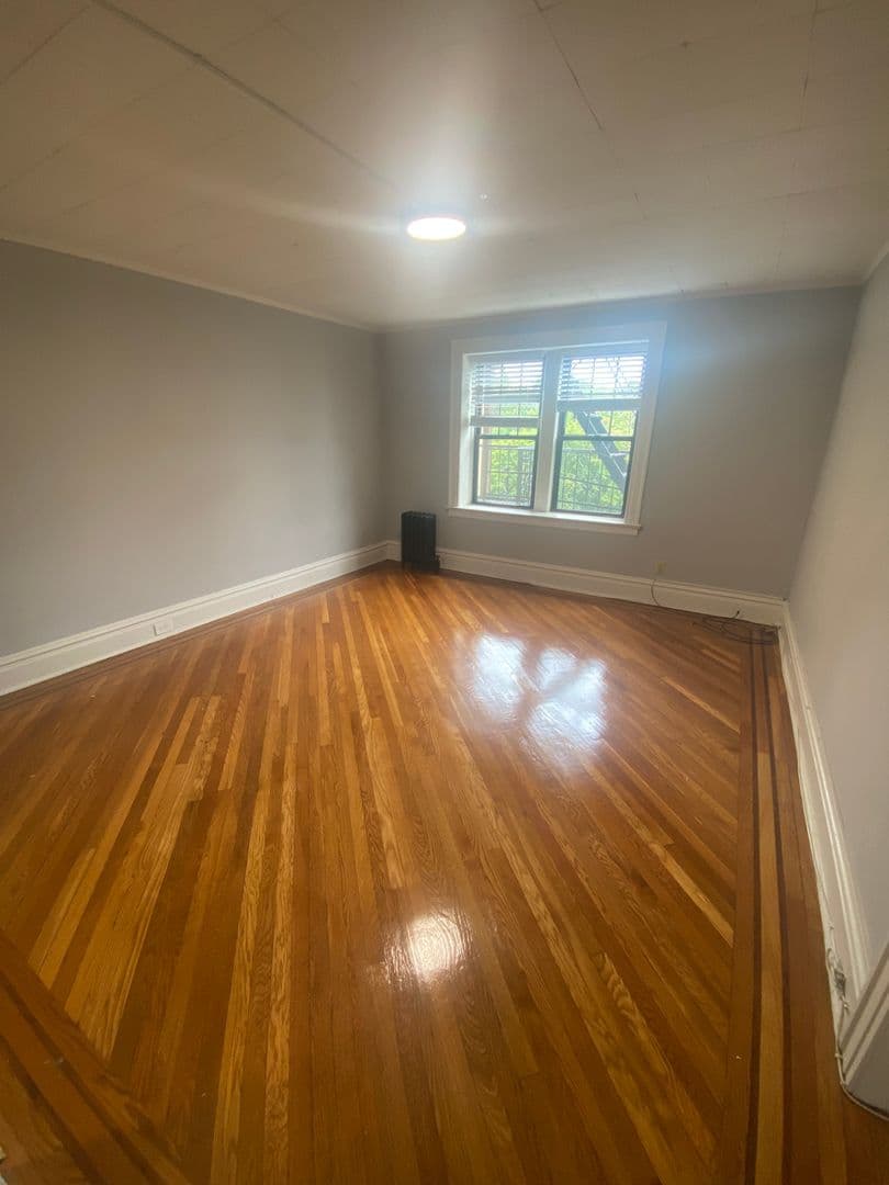 Nutley Apartment: 304 Hillside Ave