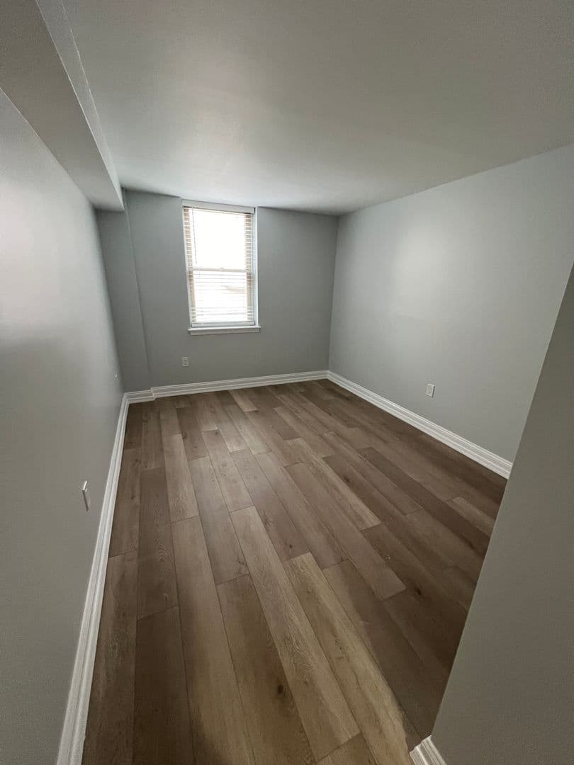 Easton Apartment: 109 N 3rd St