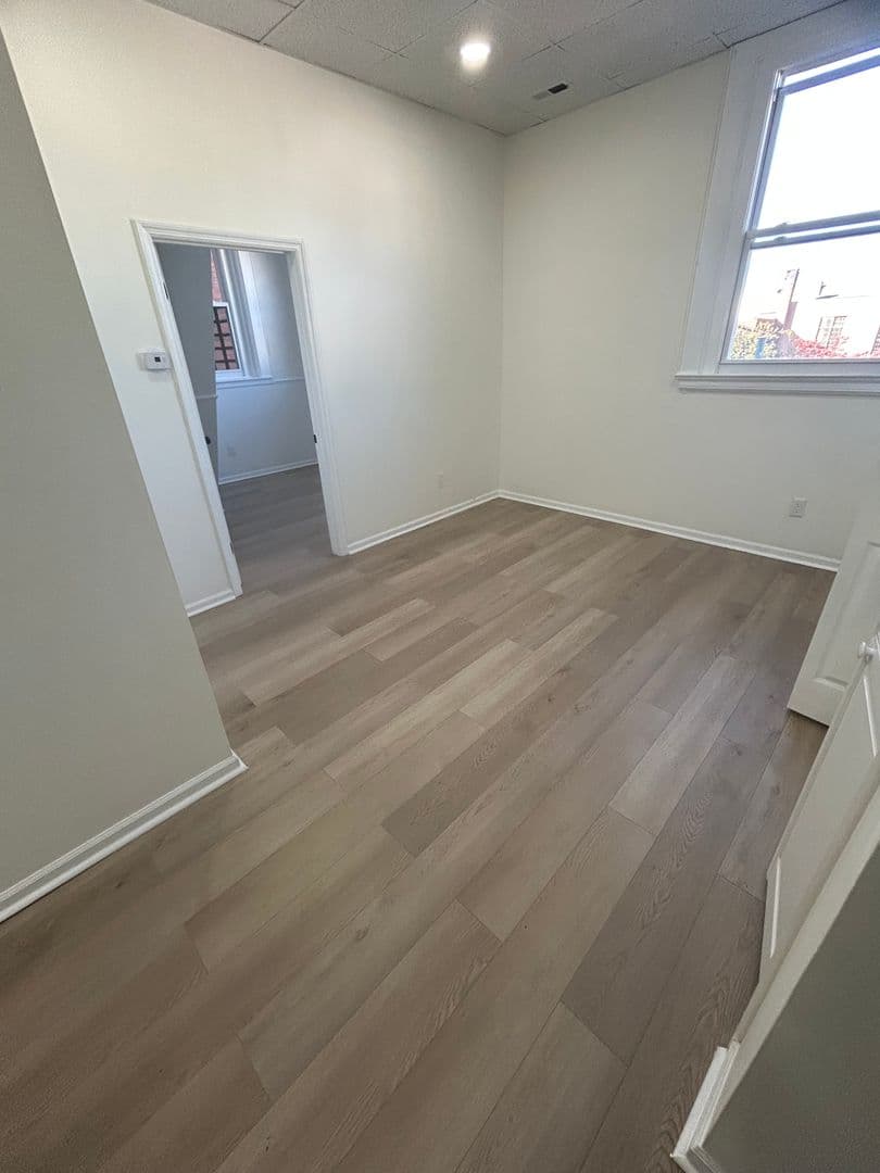 Bound Brook Apartment: 110 Hamilton St