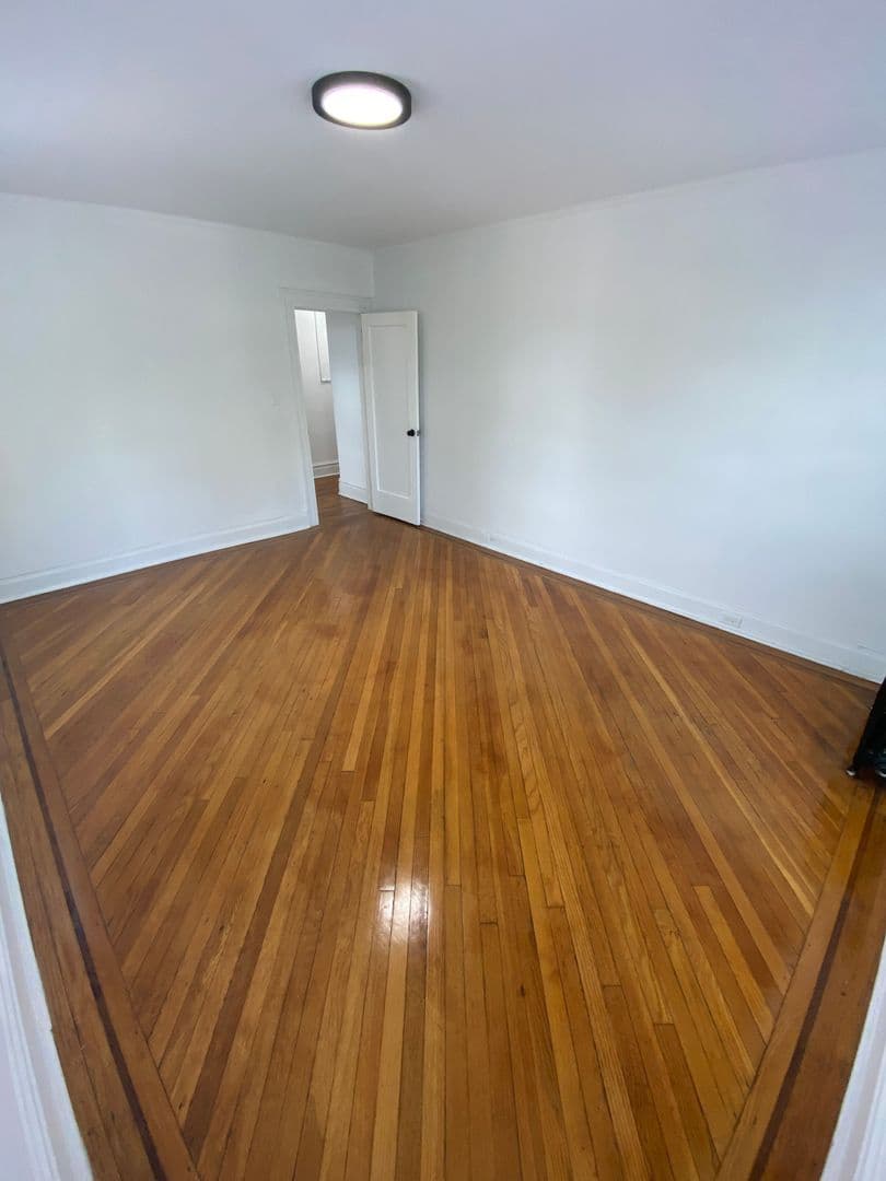 Nutley Apartment: 304 Hillside Ave