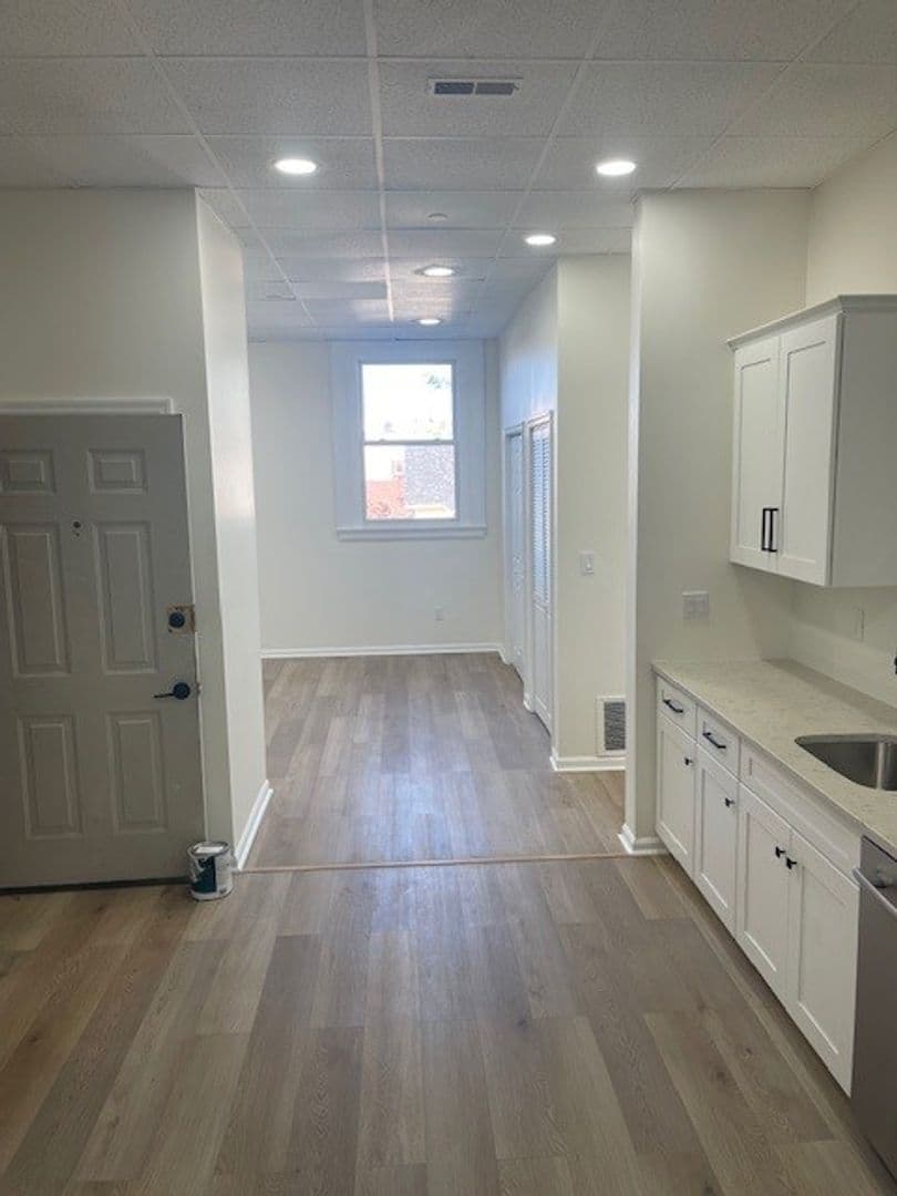 Bound Brook Apartment: 110 Hamilton St