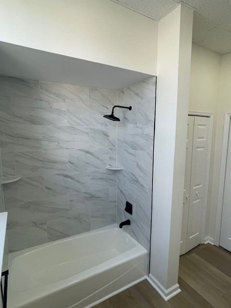 Bound Brook Apartment: 110 Hamilton St