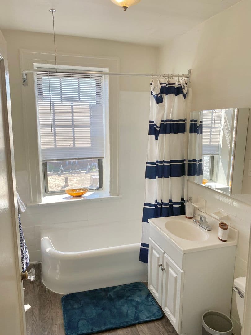 Nutley Apartment: 304 Hillside Ave