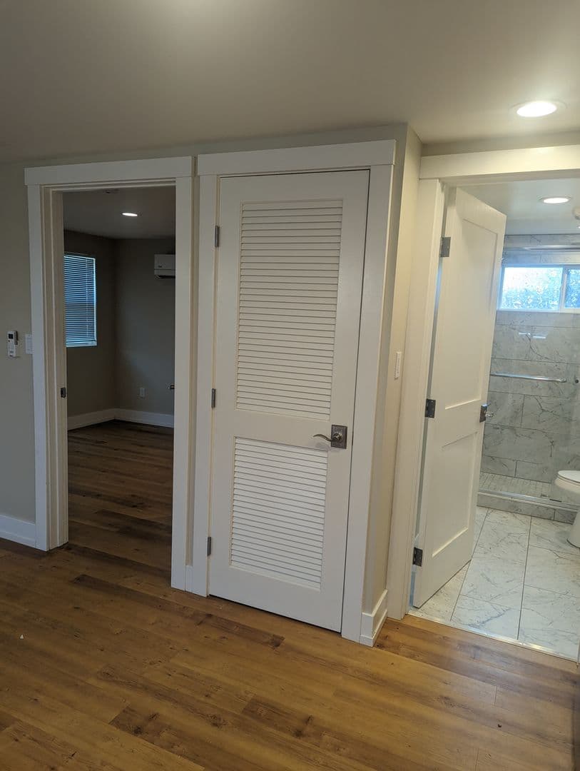 Santa Rosa Apartment: 154 West 8th Street