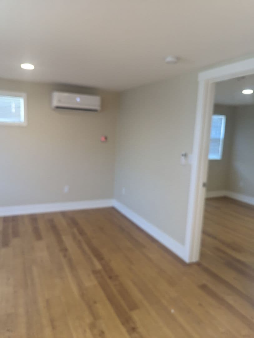 Santa Rosa Apartment: 154 West 8th Street
