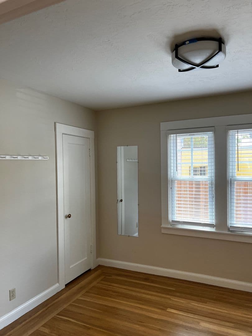 Santa Rosa House: 814 St Helena Avenue
