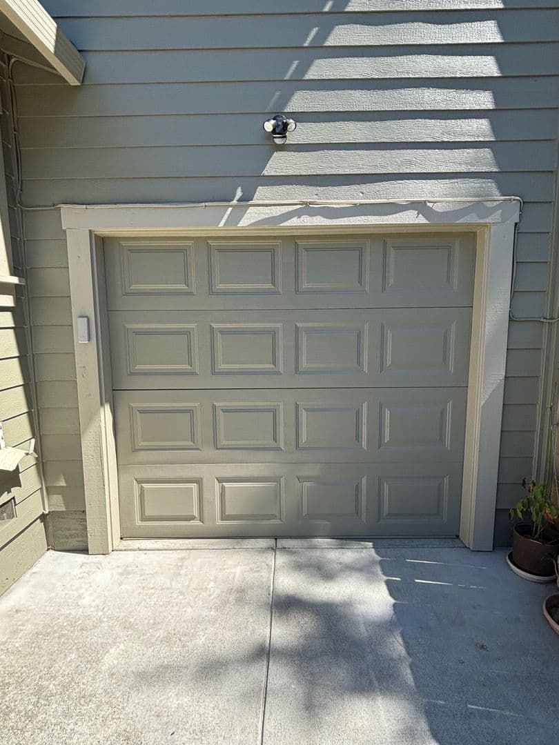 Santa Rosa House: 1732 Mt. Olive Drive