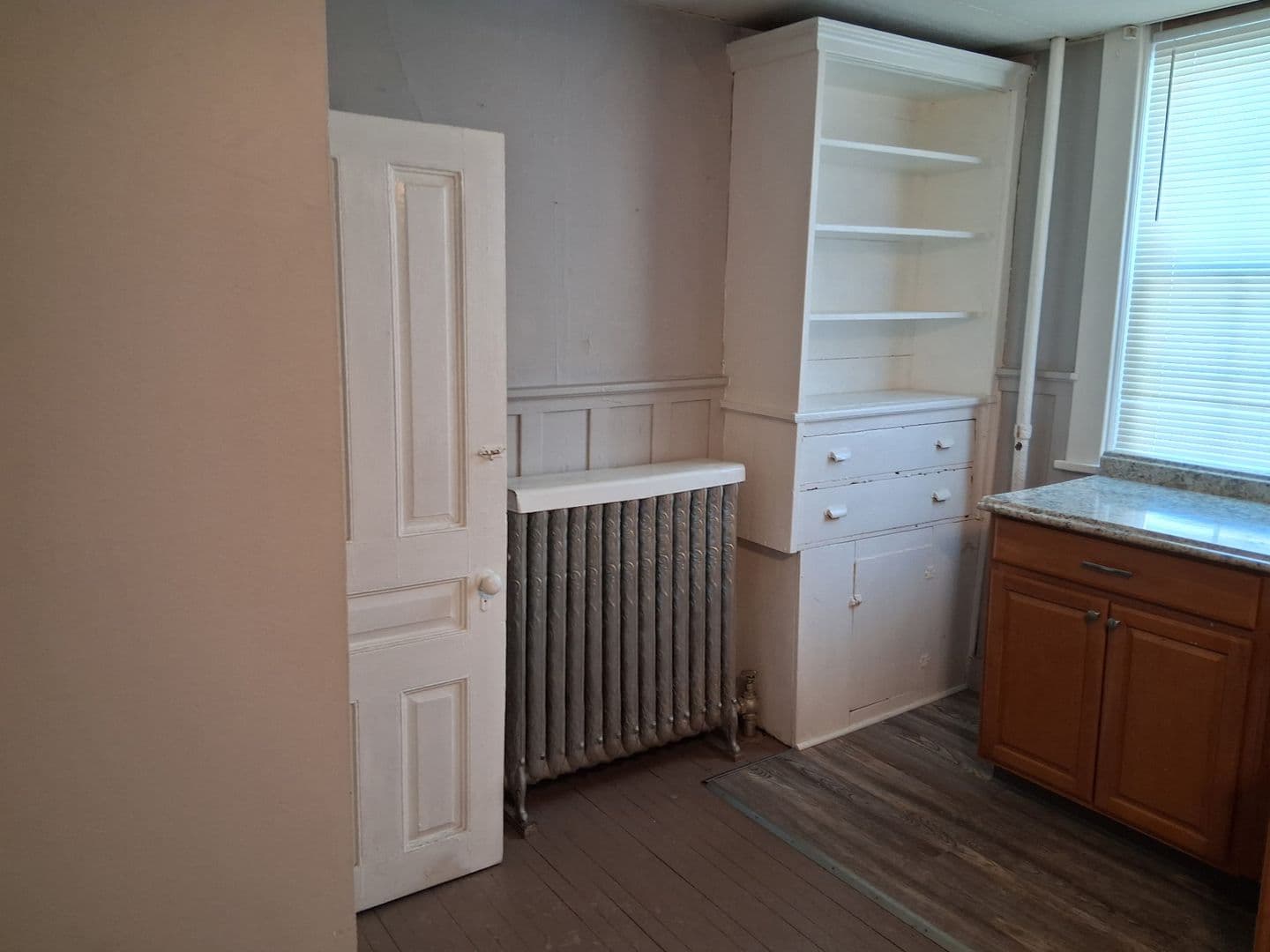 Scranton Apartment: 640 Jefferson Ave - 1C