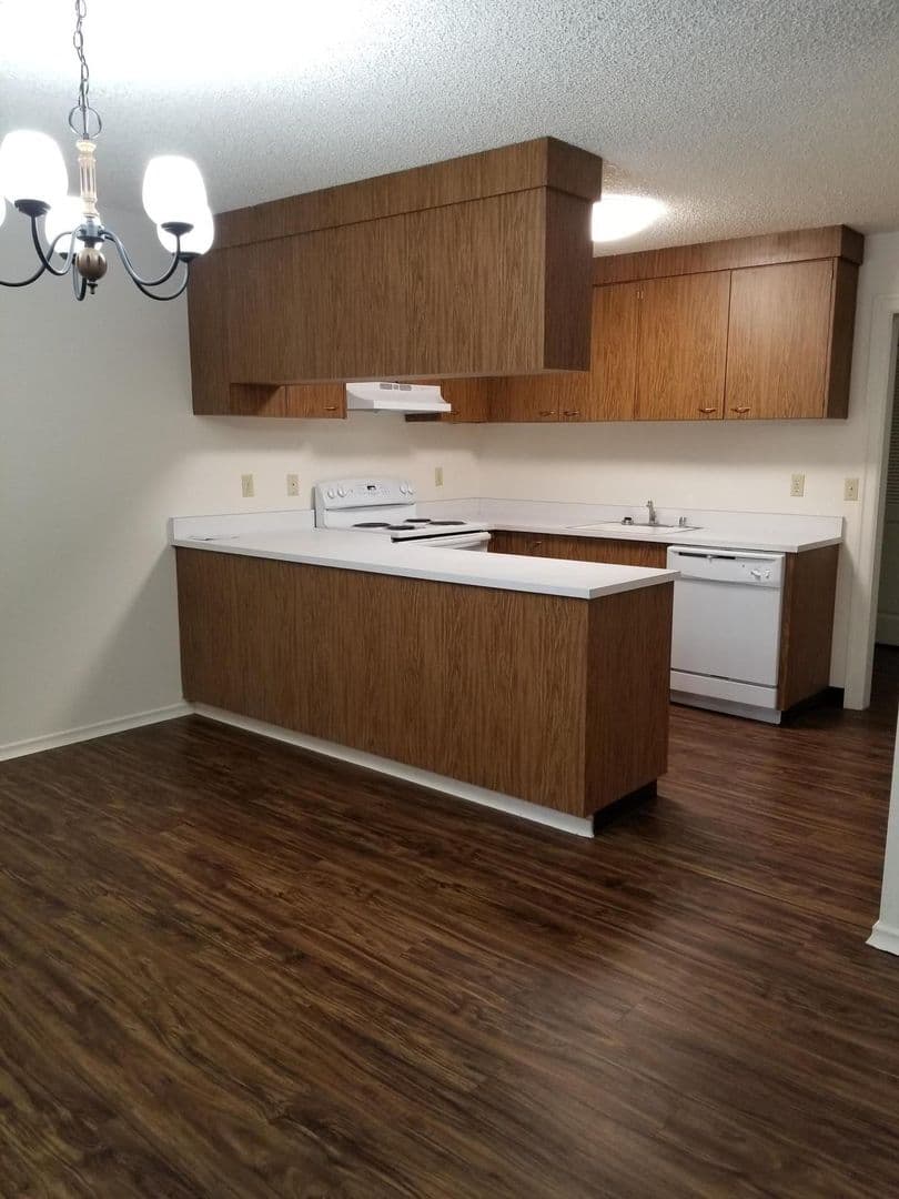 Lakewood Apartment: 6114 112th St SW