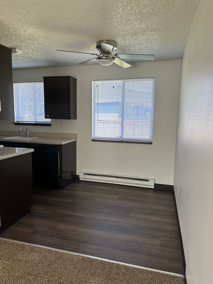 Lakewood Apartment: 10610 58th Ave Ct SW