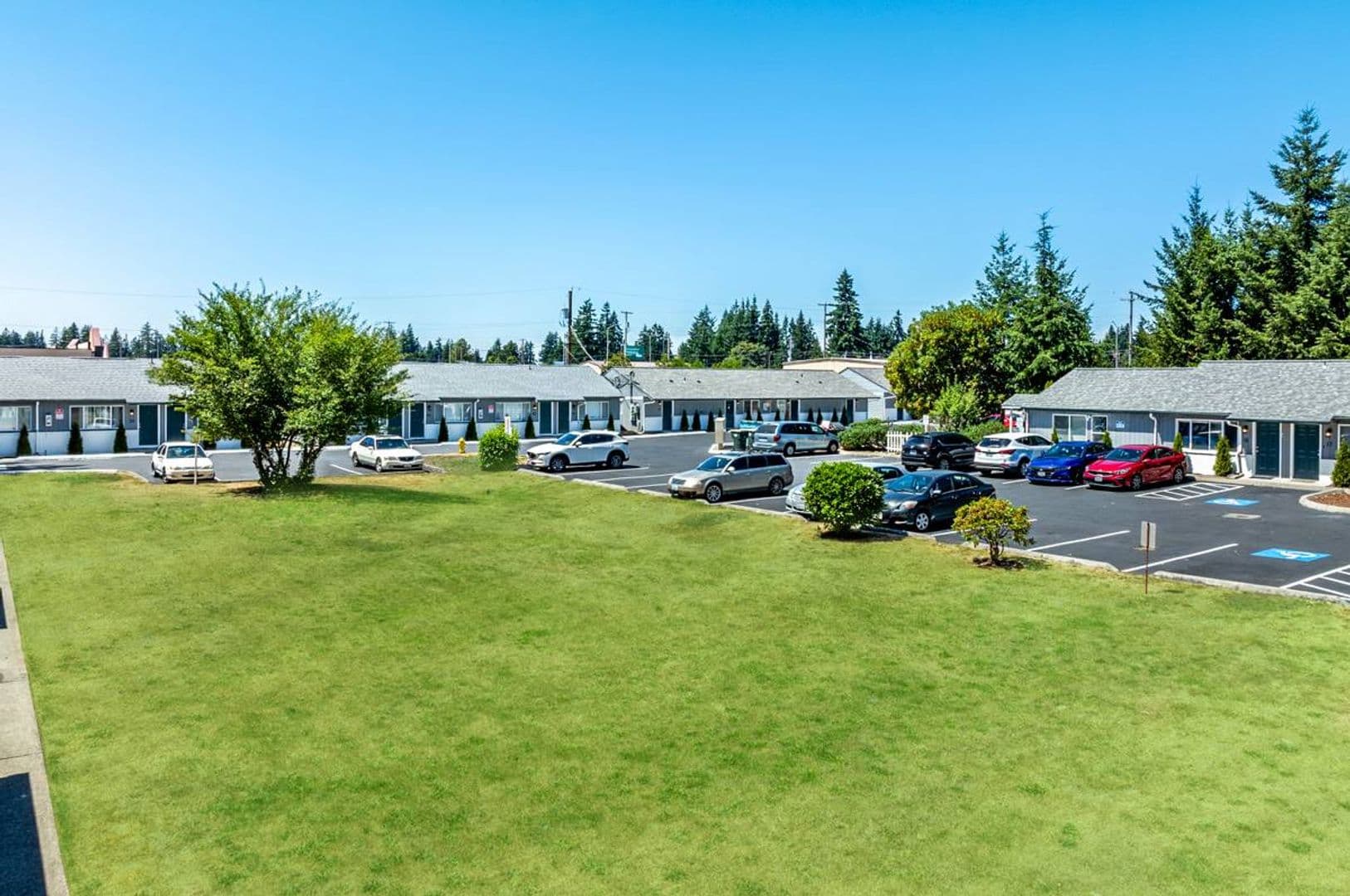 Olympia Apartment: 7917 Martin Way E