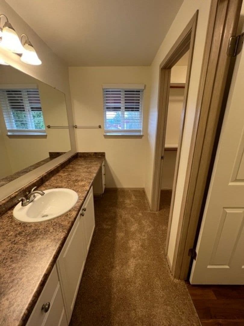 Tumwater Apartment: 2820 Tuscany Lane SW
