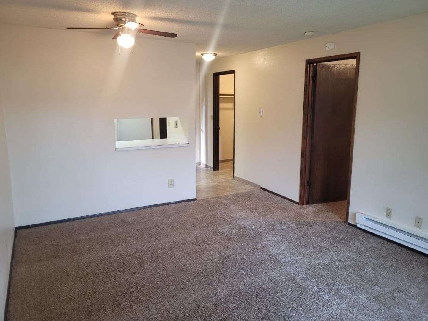 Steilacoom Apartment: 3022 Steilacoom Blvd SW