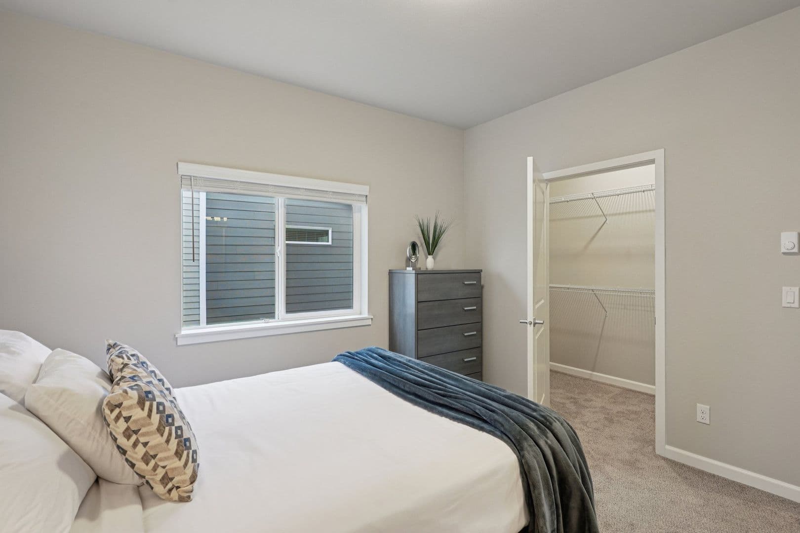 Yelm Apartment: 14730 Tahoma Blvd SE