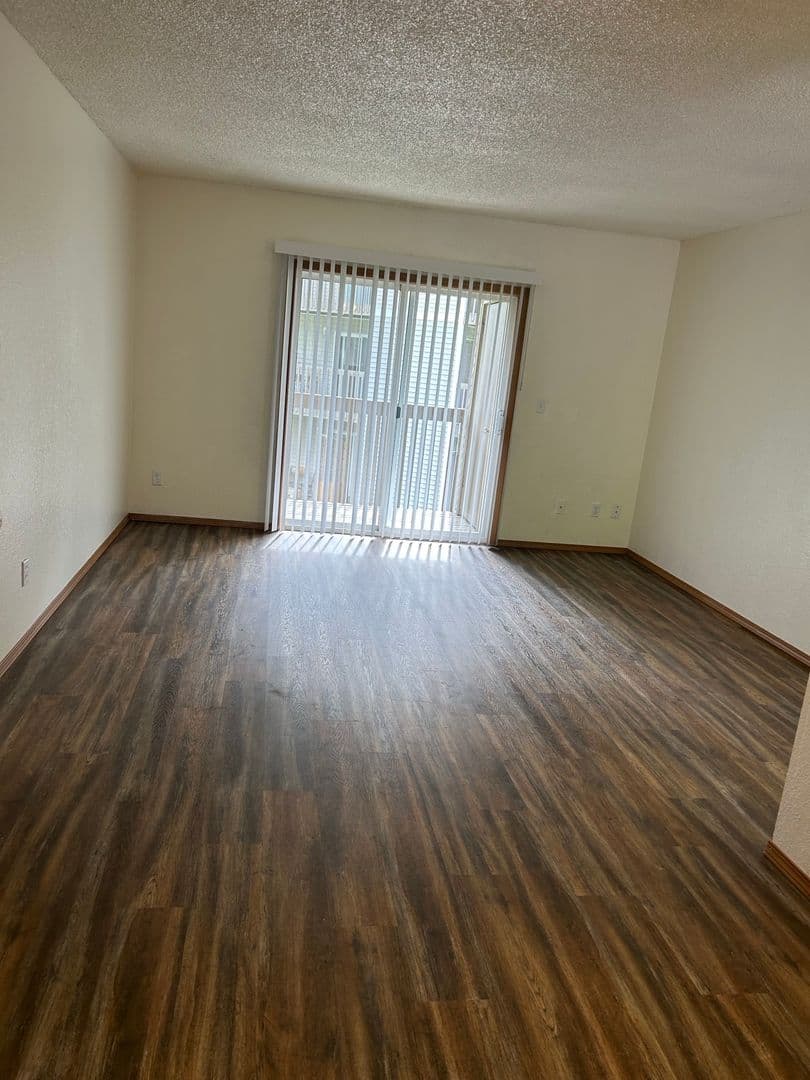 Port Orchard Apartment: 2250 Sidney Ave