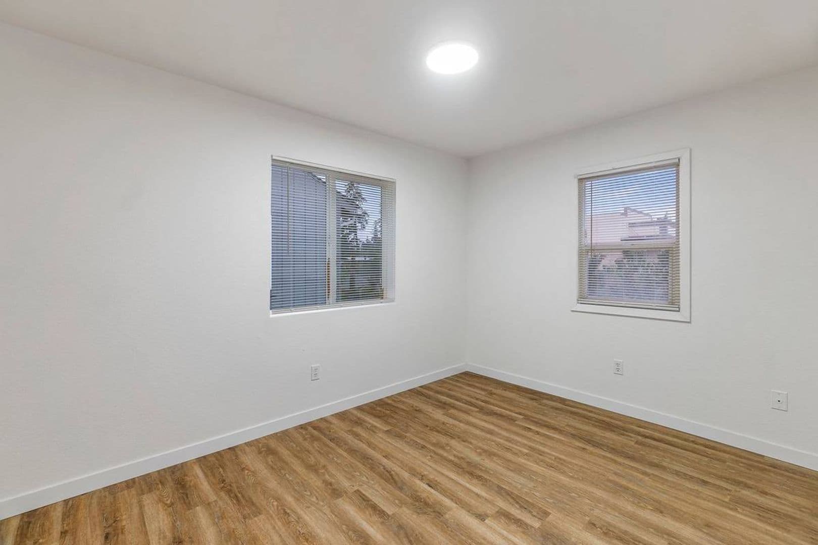 Olympia Apartment: 7917 Martin Way E