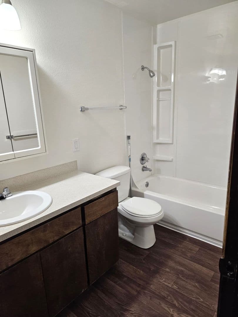 Tacoma Apartment: 408 North M Street