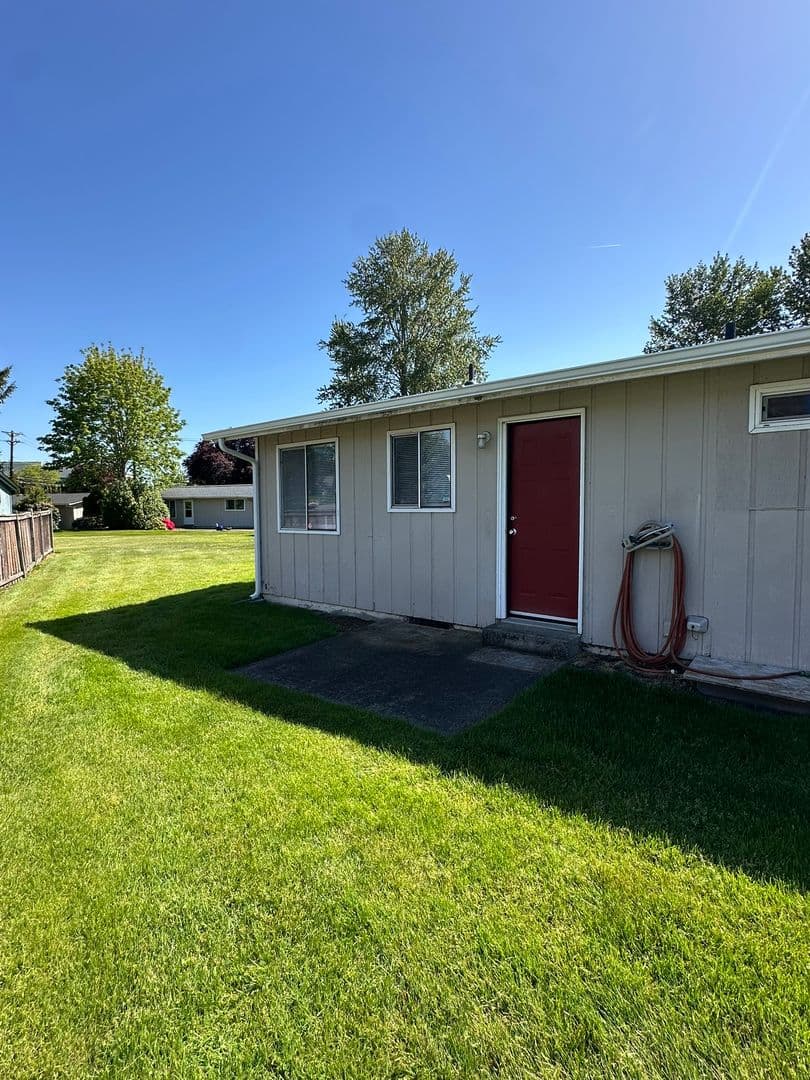 Lakewood Apartment: 10610 58th Ave Ct SW