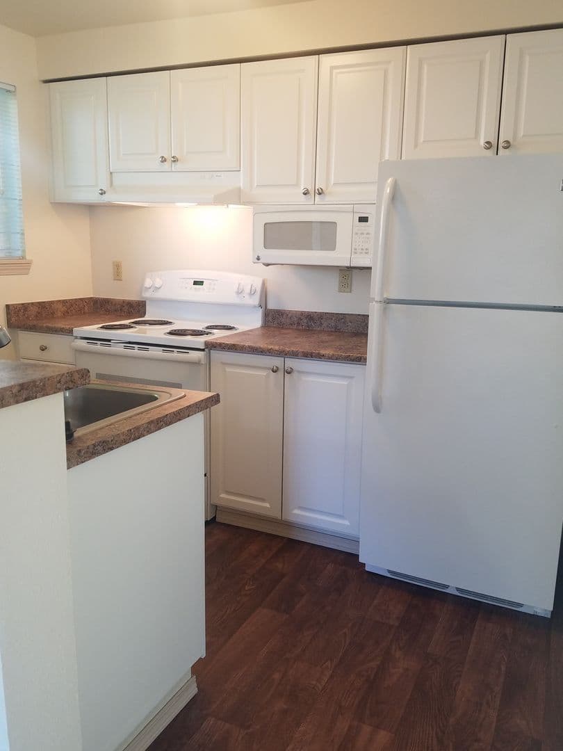 Tumwater Apartment: 2820 Tuscany Lane SW