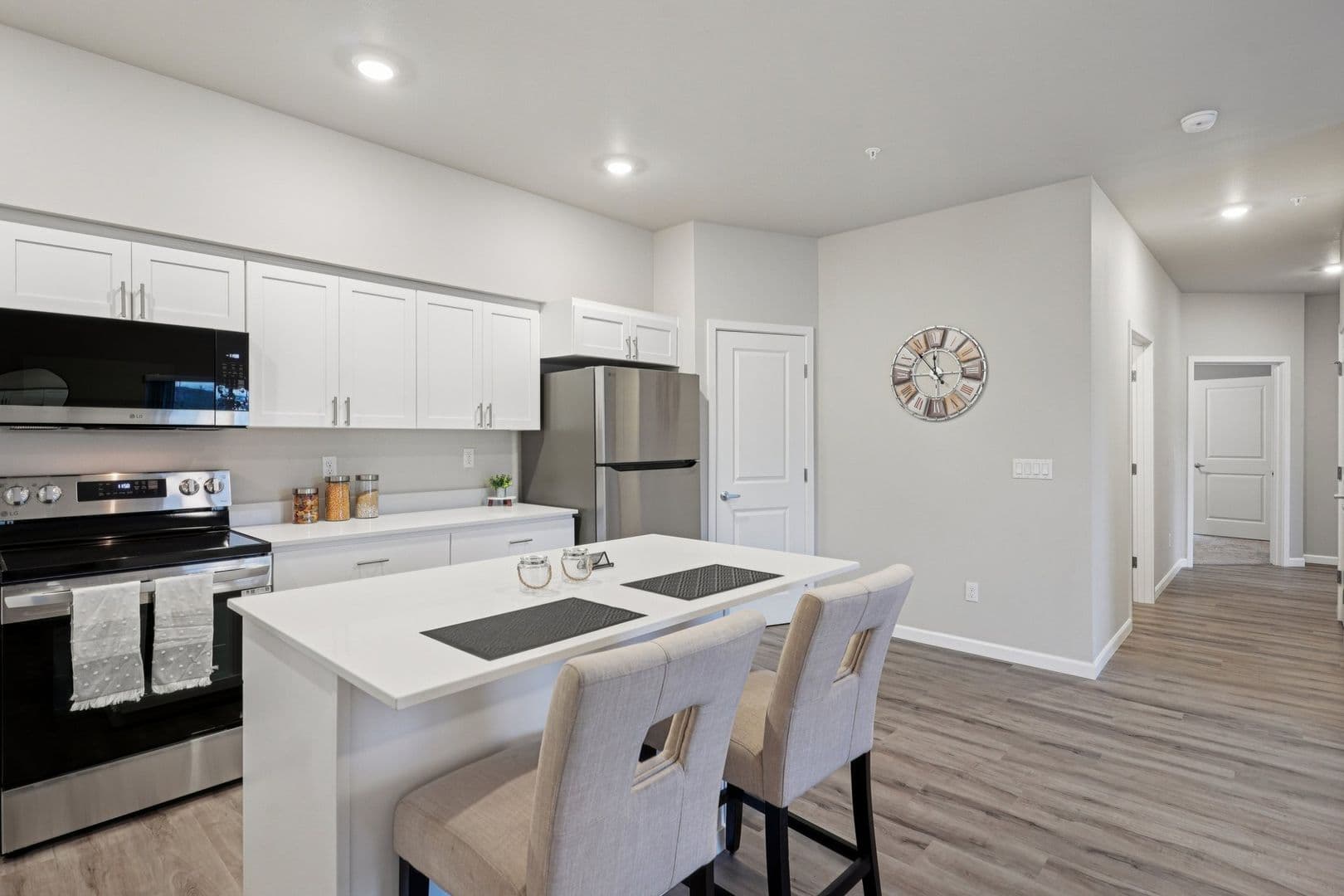 Yelm Apartment: 14730 Tahoma Blvd SE