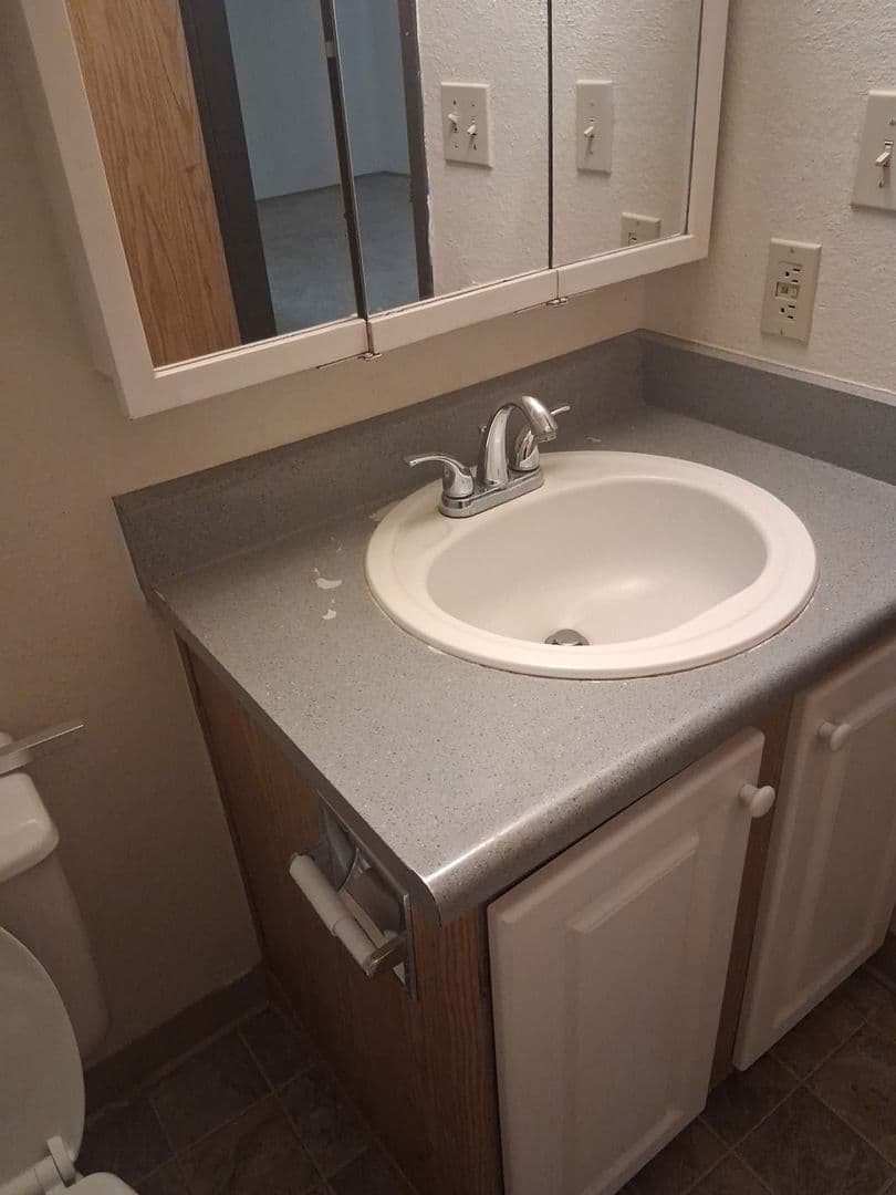 Auburn Apartment: 1120 37th Street SE