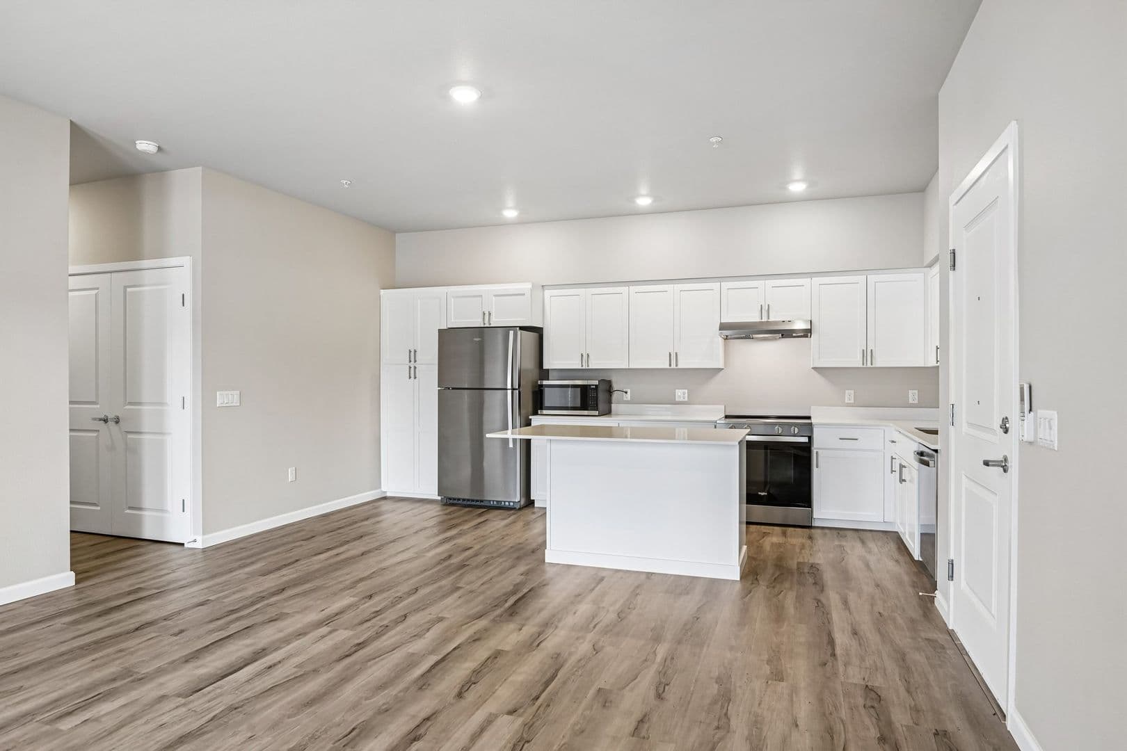 Yelm Apartment: 14730 Tahoma Blvd SE