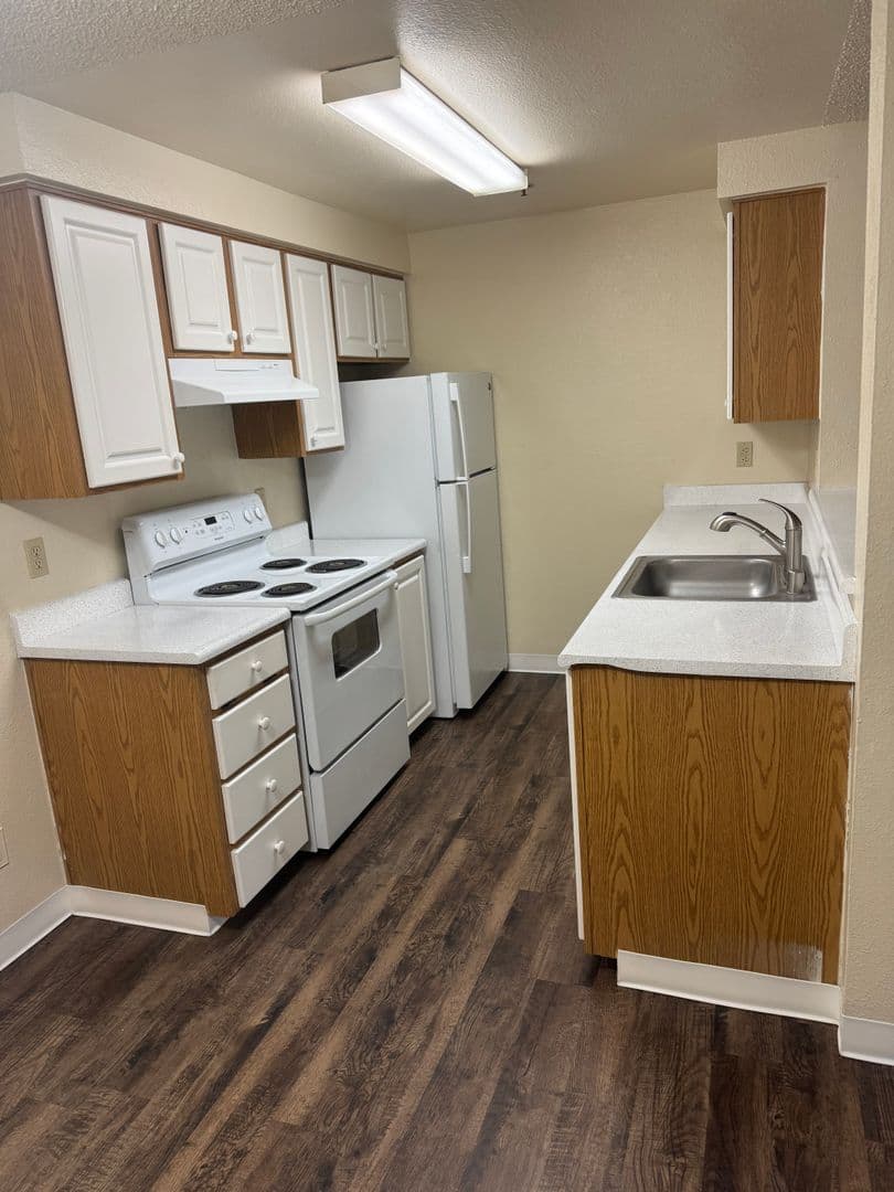 Auburn Apartment: 1120 37th Street SE