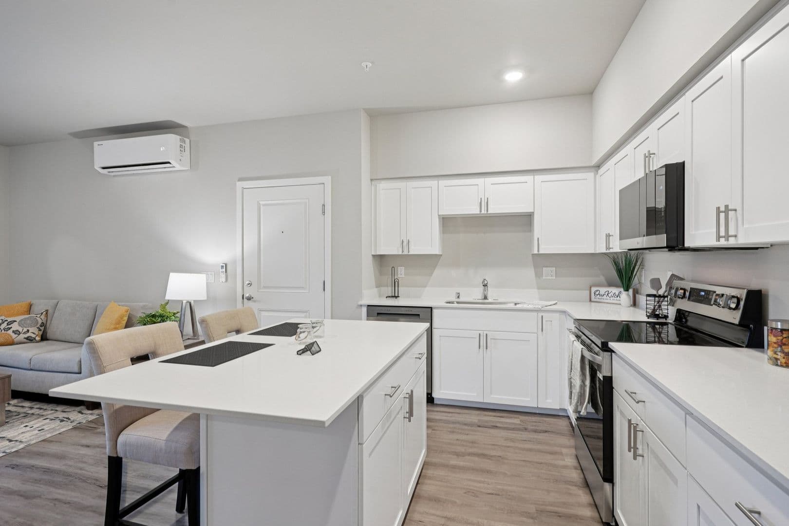 Yelm Apartment: 14730 Tahoma Blvd SE