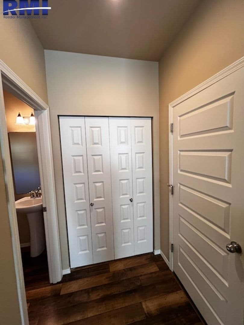 Gig Harbor House: 11244 Borgen Loop Rd NW