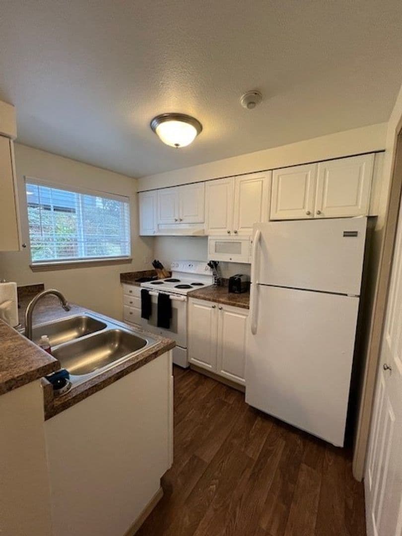 Tumwater Apartment: 2820 Tuscany Lane SW