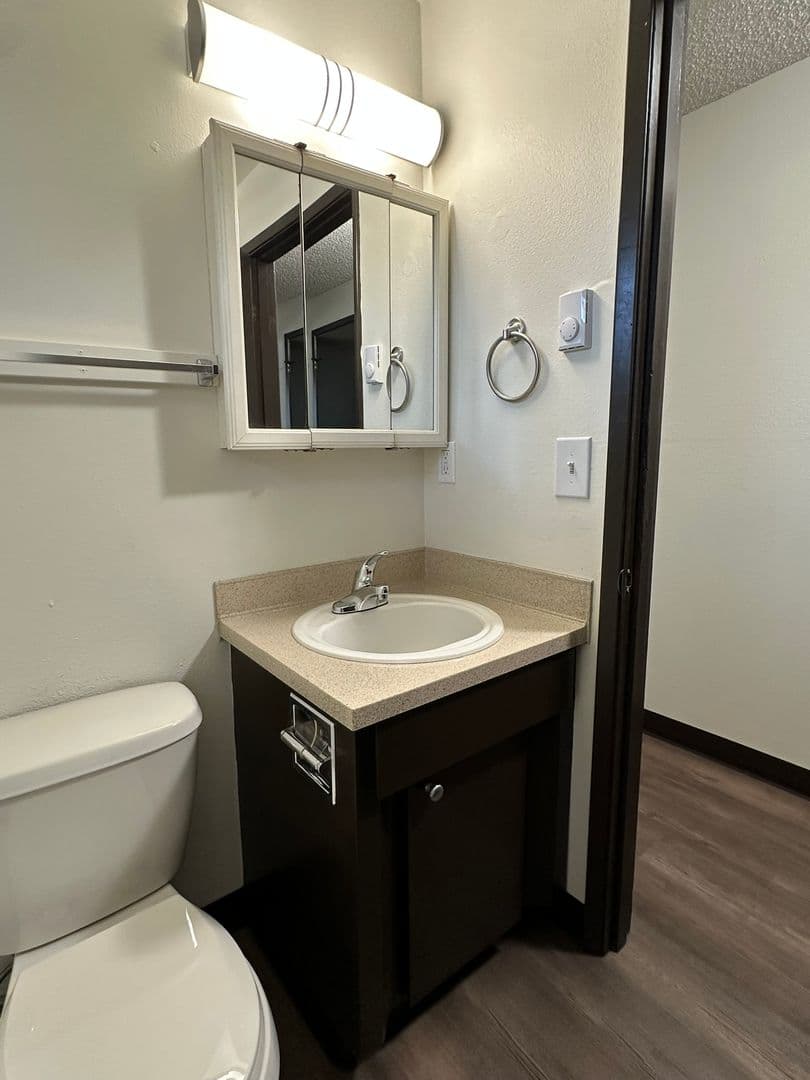 Lakewood Apartment: 10610 58th Ave Ct SW