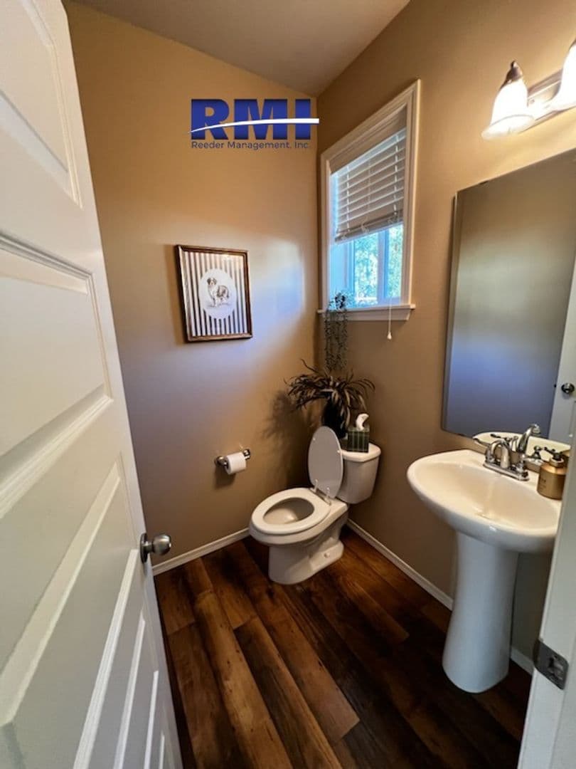 Gig Harbor House: 11244 Borgen Loop Rd NW