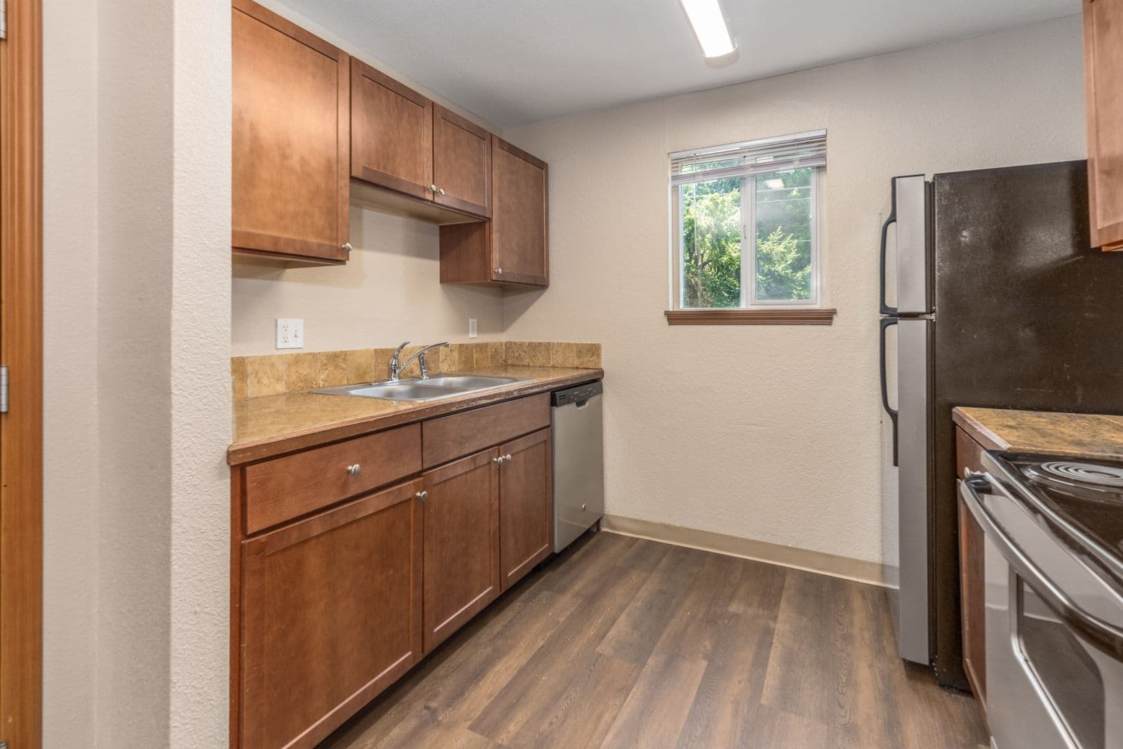 Port Orchard Apartment: 2250 Sidney Ave