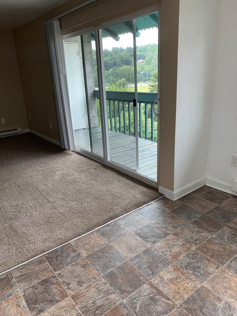 Tukwila Apartment: 5555 S 152nd Street