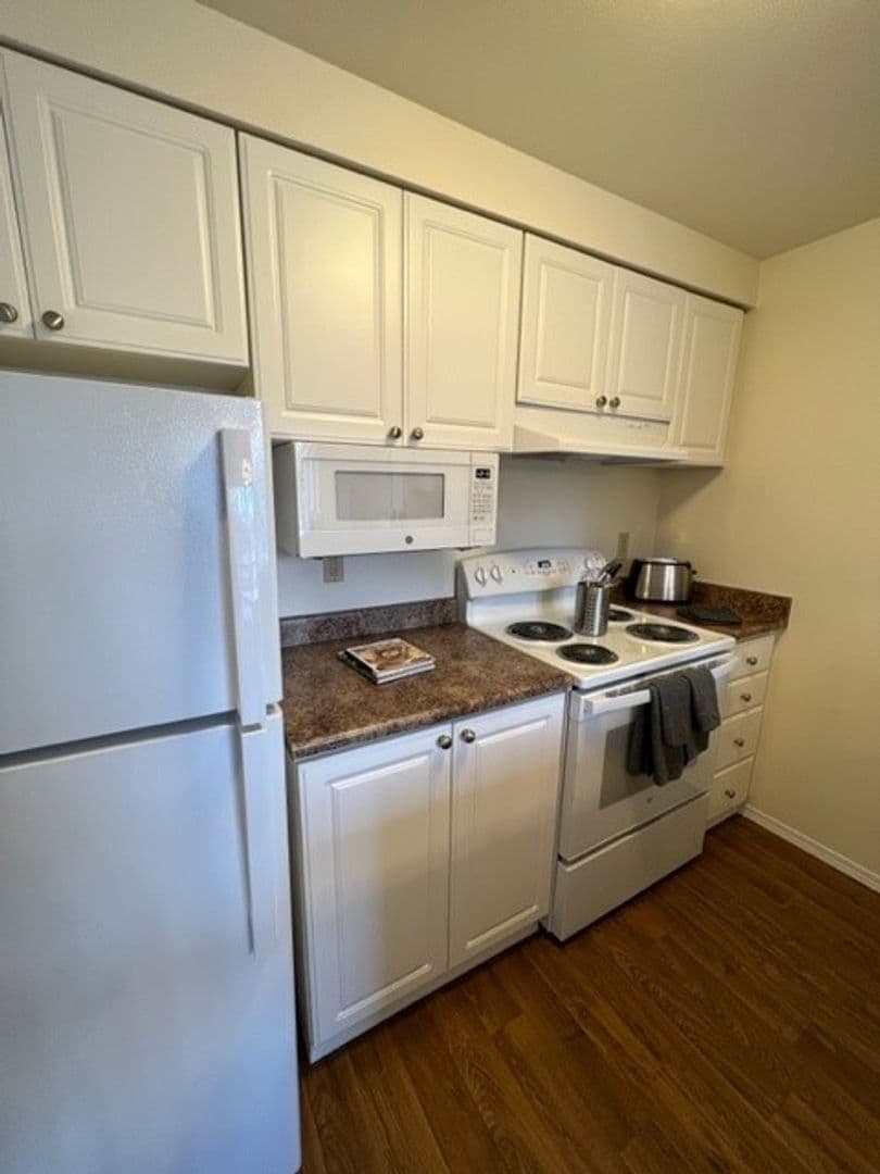 Tumwater Apartment: 2820 Tuscany Lane SW