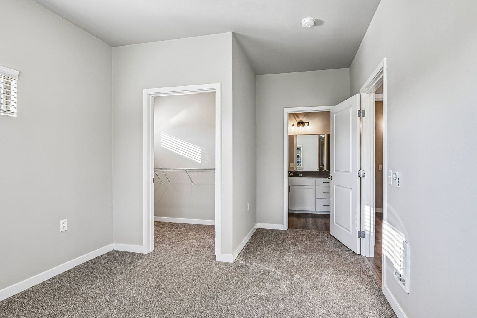 Yelm Apartment: 14525 Tahoma Blvd SE