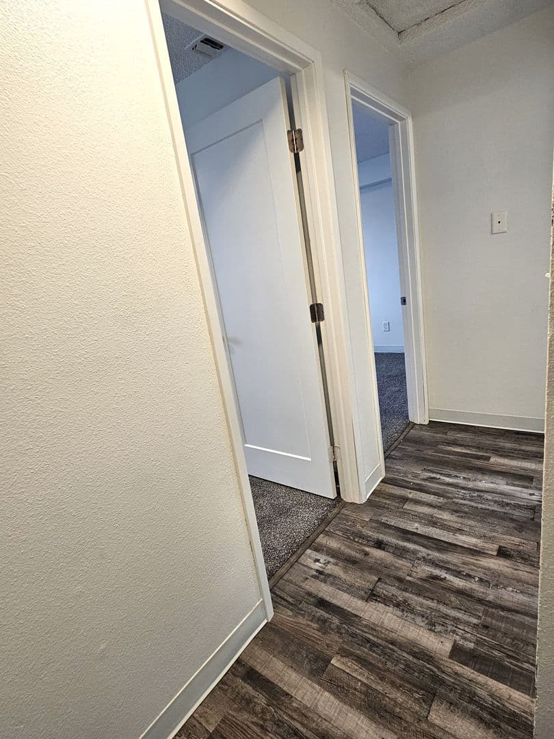 Lakewood Apartment: 3418 90th St S