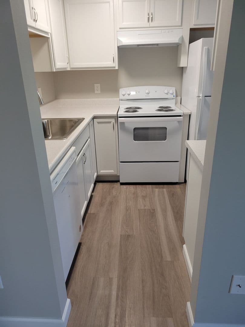 Puyallup Apartment: 931 9th Street SE