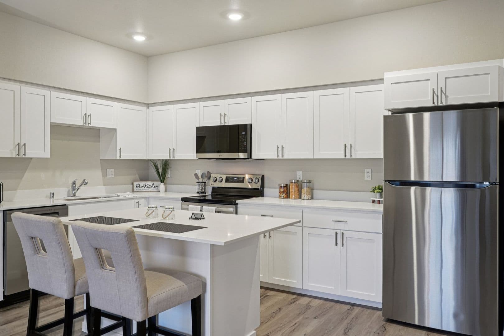 Yelm Apartment: 14730 Tahoma Blvd SE