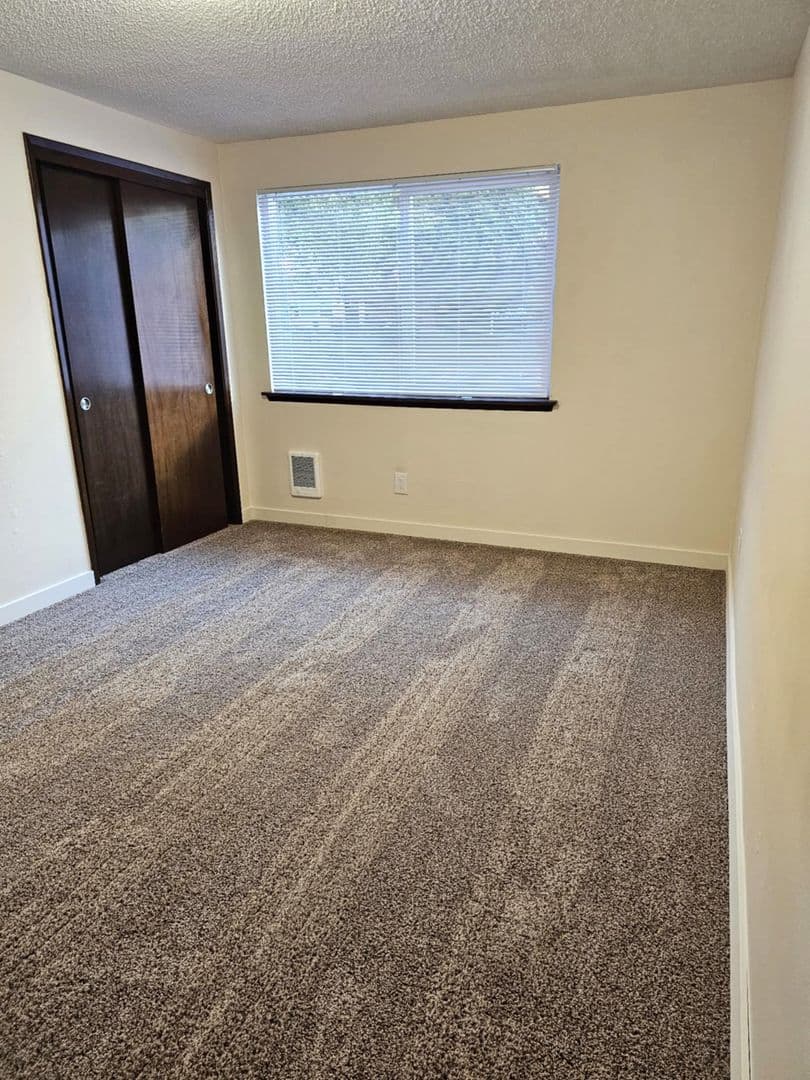 Tacoma Apartment: 408 North M Street