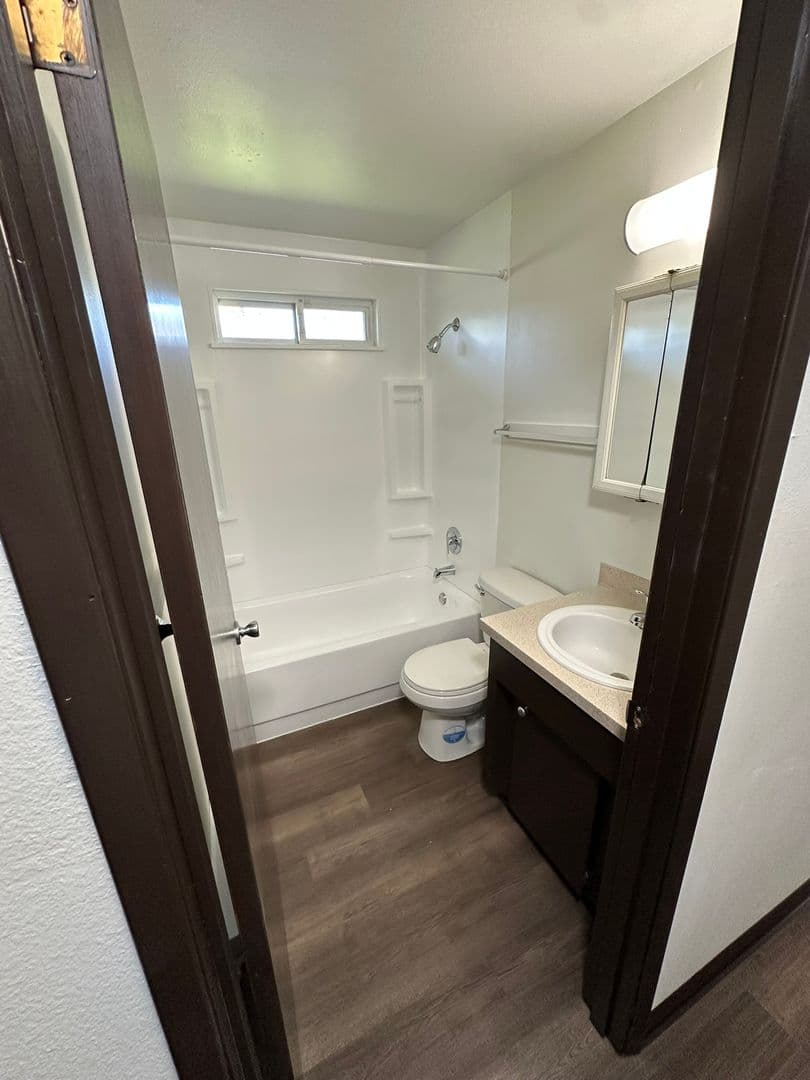 Lakewood Apartment: 10610 58th Ave Ct SW