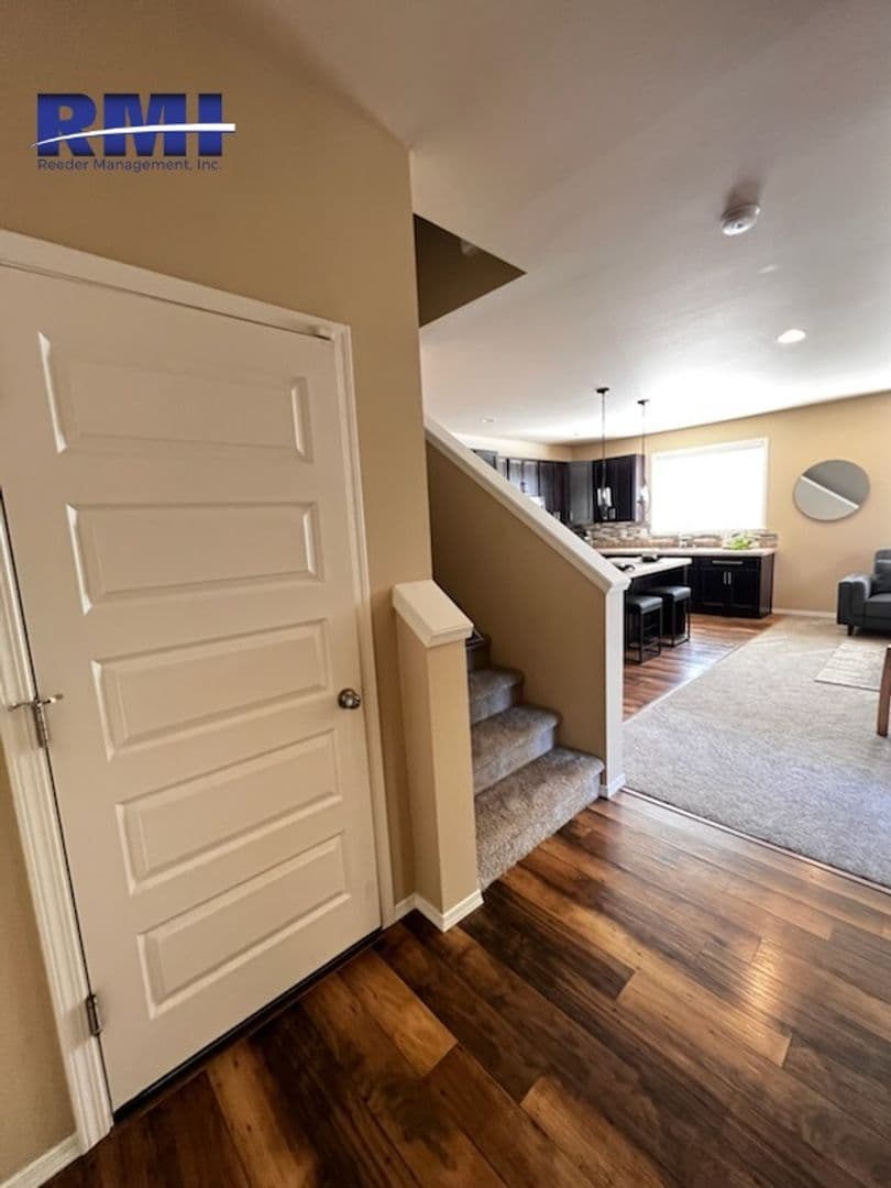 Gig Harbor House: 11244 Borgen Loop Rd NW