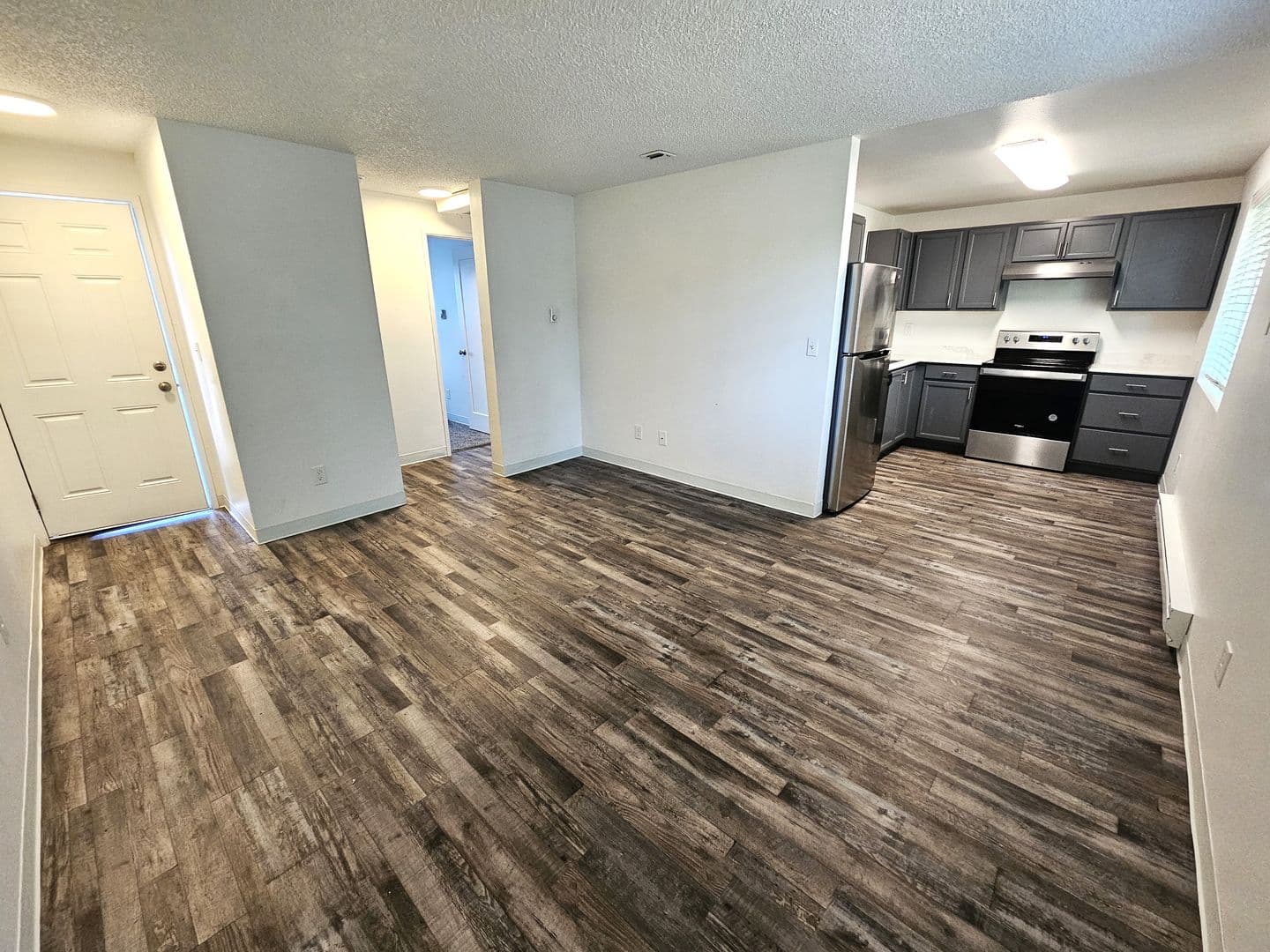 Lakewood Apartment: 3418 90th St S